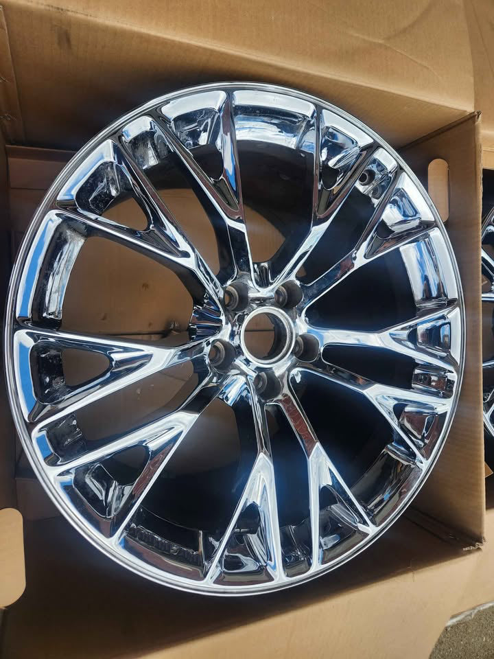 17”/18” Rims - Made to Fit Chevrolet Corvette, Coupe, Convertible, Z06, ZR1, Grand Sport | OE Style | 2005 2006 2007 2008 2009 2010 2011 2012 2013 | 17x9.5 Front, 18x? Rear Wheels Brand New - Model 62