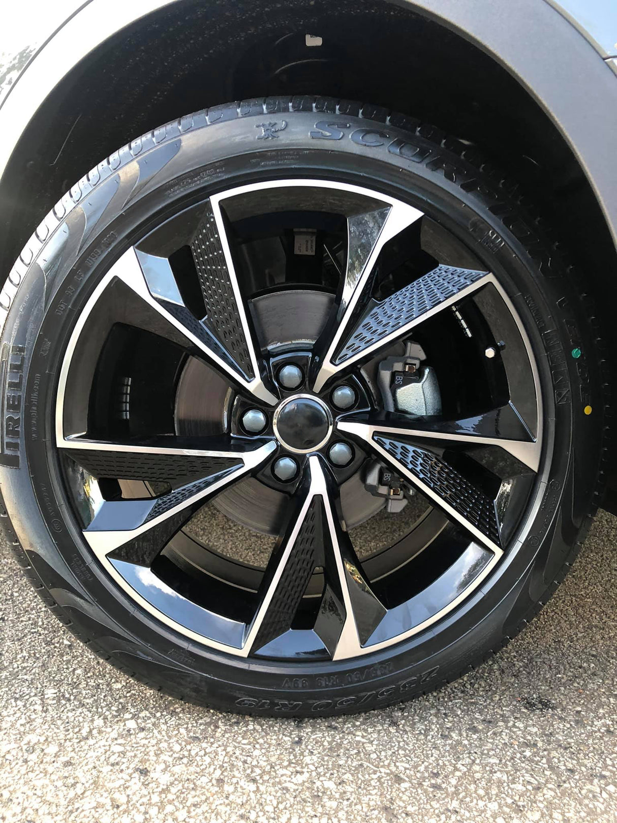 FWC R Style 11 Fits Audi