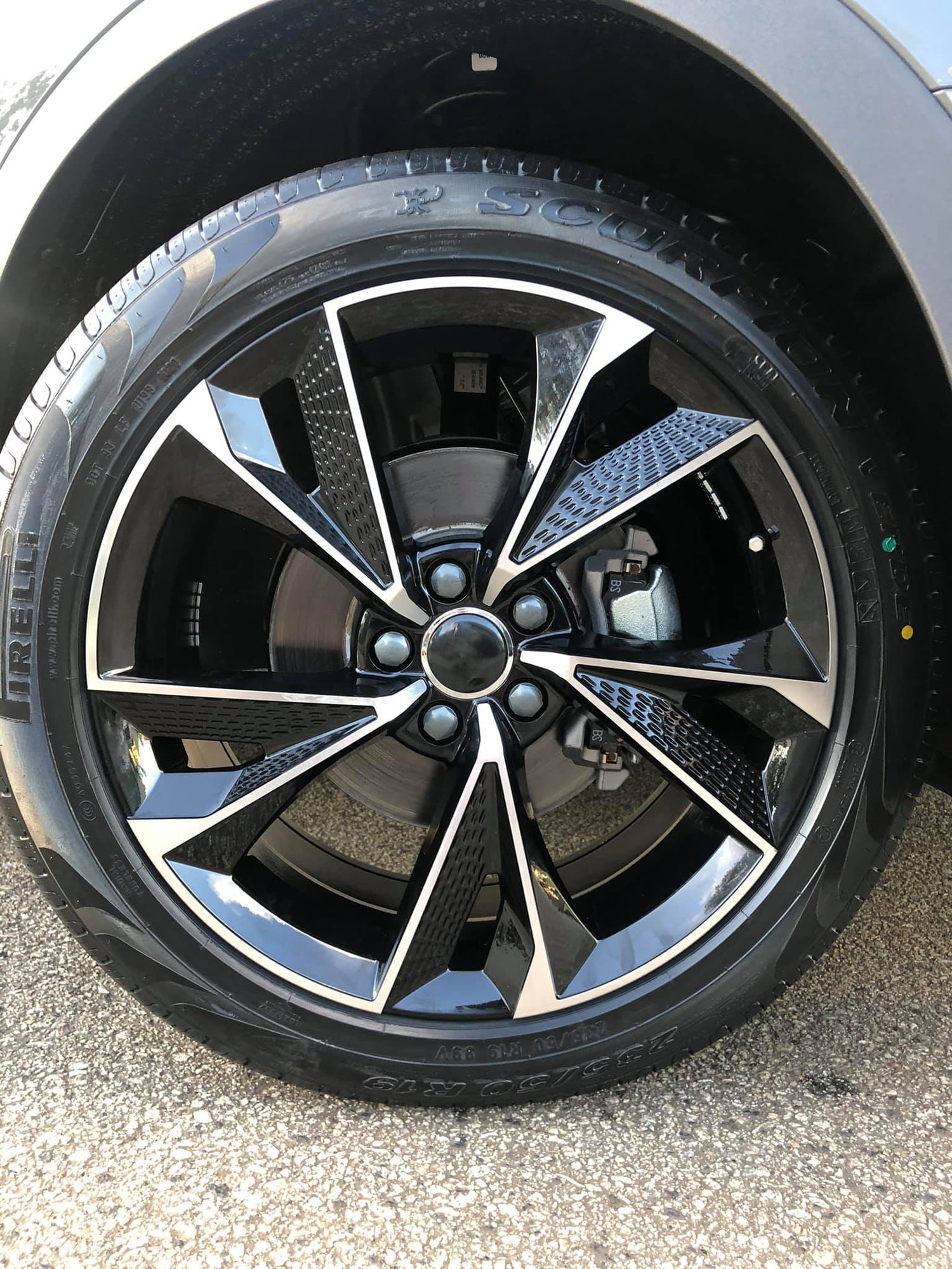 FWC R Style 11 Fits Audi