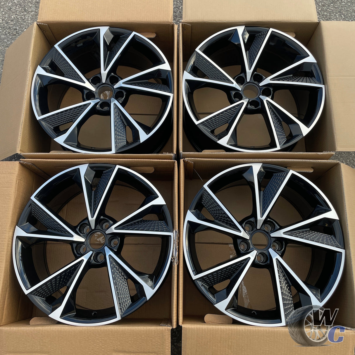 18” Wheels Fit Audi Q3 2016–2024 | OE Style Rims | Gloss Black Machined Face | Set of 4