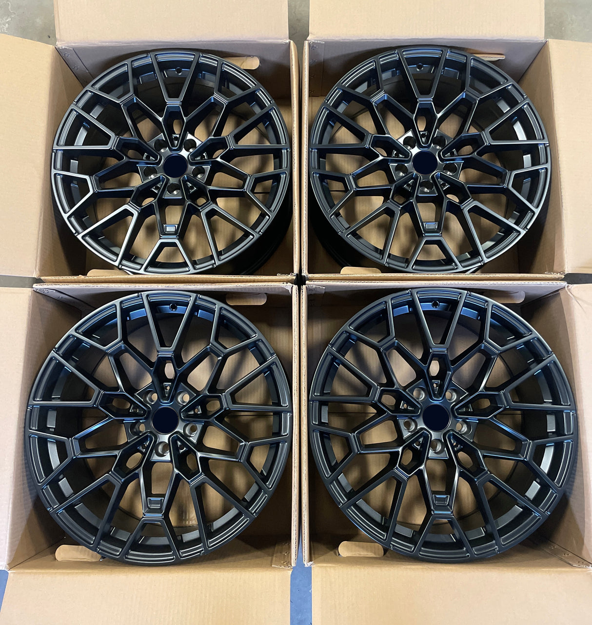 19” Rims – Made to Fit BMW 7 Series 740i, 740i xDrive, 750i, 750i xDrive, 730d, 730Ld, 730d xDrive, 730Ld xDrive, M760i xDrive, Alpina B7 | OE Style | 2018 2019 2020 2021 2022 2023 2024 2025 2026 19x8.5/9.5 Wheels Brand New – Model 4