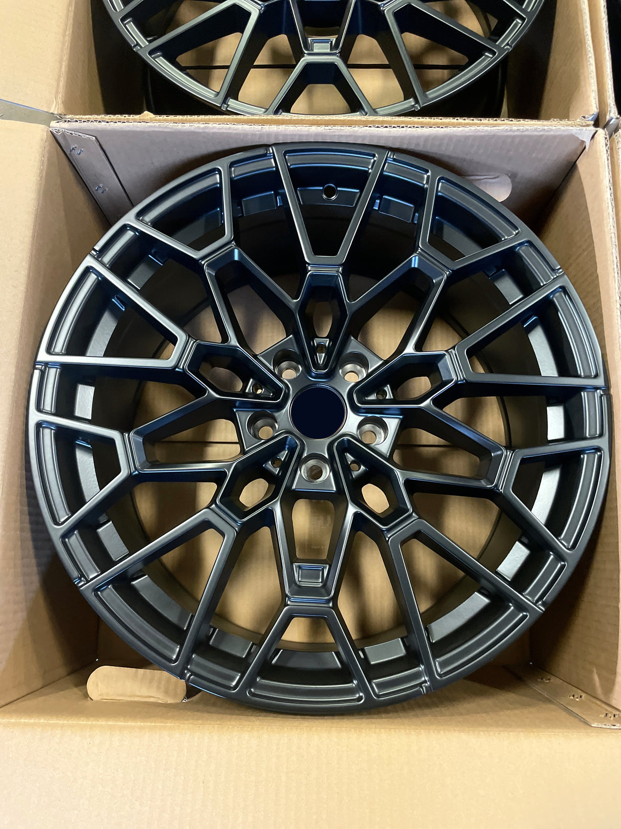 19” Rims – Made to Fit BMW 4 Series 430i / 430i xDrive / M440i / M440i xDrive / i4 eDrive40 / i4 xDrive40 / i4 M50 / M4 / M4 Competition | OE Style | 2018–2026 | 19x8.5/9.5 Wheels Brand New – Model 4