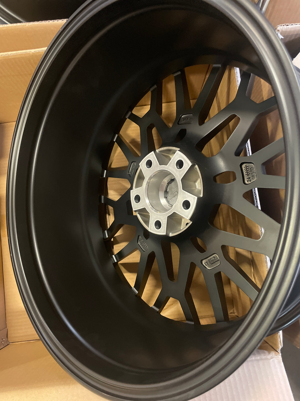 19” Rims – Made to Fit BMW 4 Series 430i / 430i xDrive / M440i / M440i xDrive / i4 eDrive40 / i4 xDrive40 / i4 M50 / M4 / M4 Competition | OE Style | 2018–2026 | 19x8.5/9.5 Wheels Brand New – Model 4