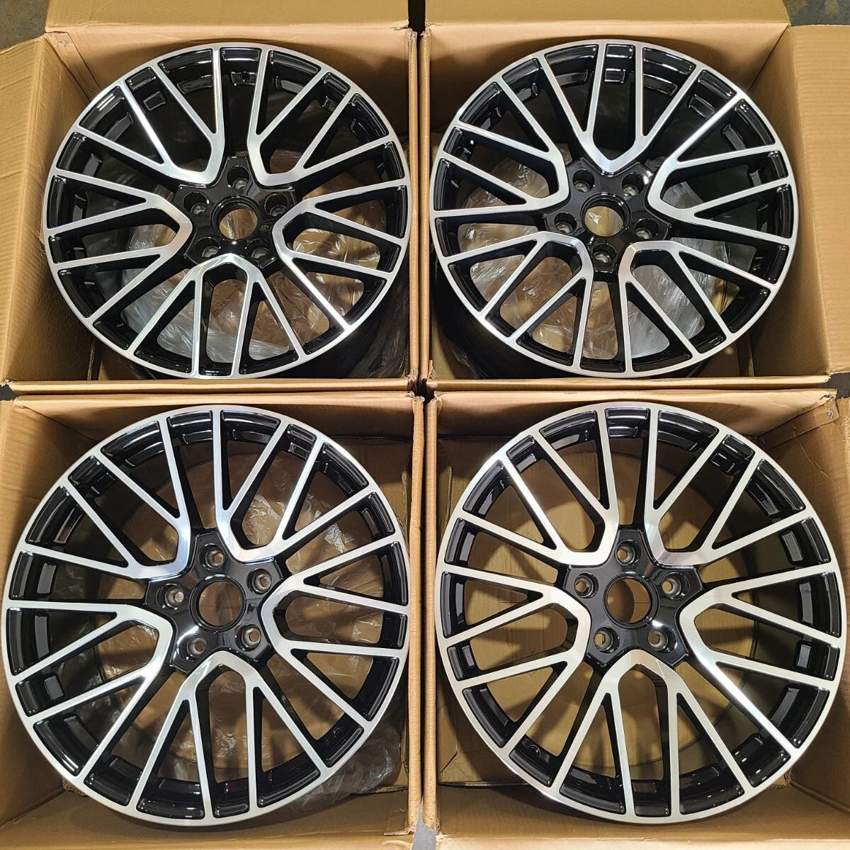 22” Rims – Made to Fit Porsche Cayenne Cayenne E-Hybrid Cayenne S Cayenne GTS Cayenne Turbo Cayenne Turbo S E-Hybrid | OE Style | 2020–2026 | 22x10/11 Wheels Brand New – Model 46