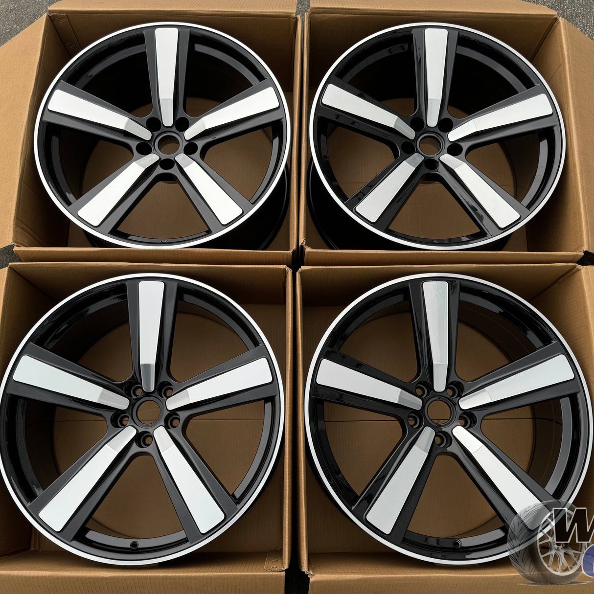 21” Wheels Fit PORSCHE MACAN ALL MODELS 2019–2025 |  OE Style Rims |  Gloss Black Machined Face |  Staggered Set of 4
