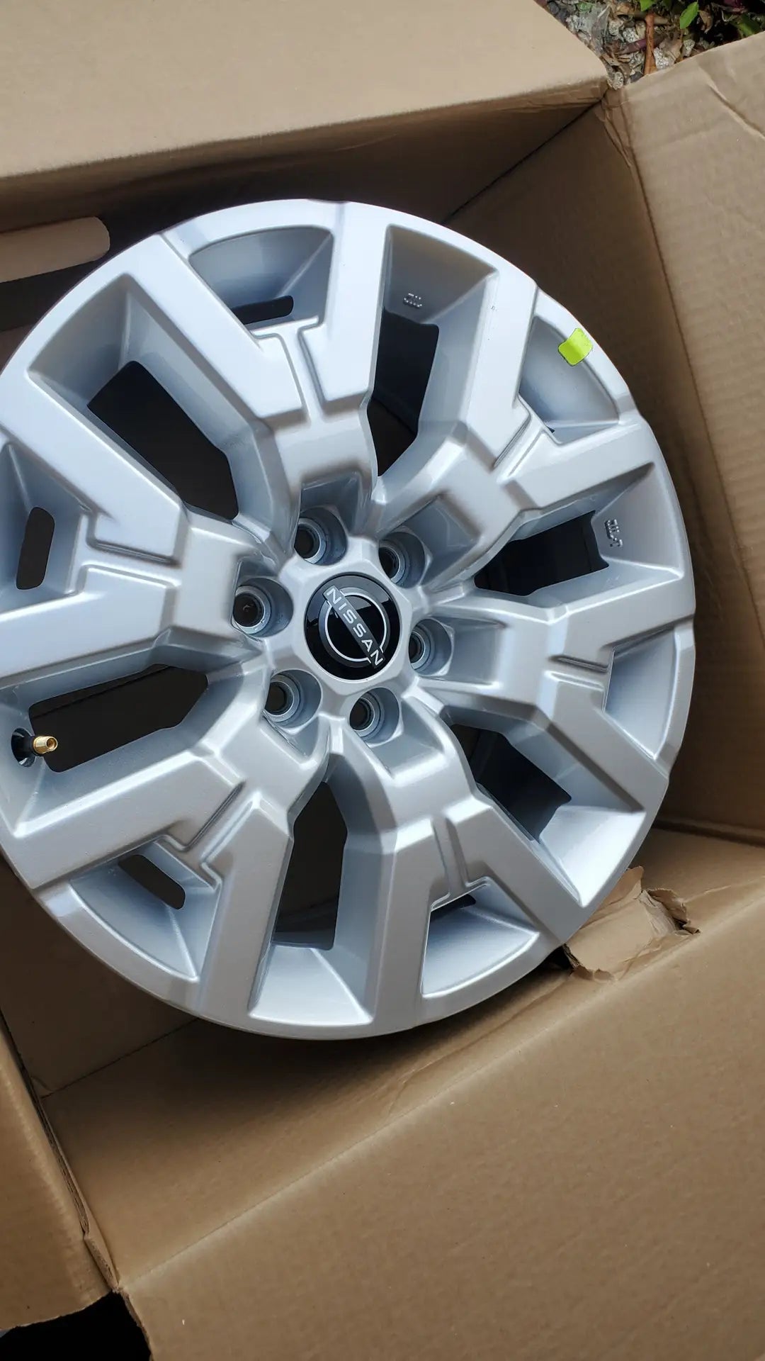 17” Nissan Frontier Rims 2005 2006 2007 2008 2009 2010 2011 2012 2013 2014 2015 2016 2017 2018 2019 2020 2021 2022 2023 2024 2025 OEM Original Wheels 17x7.5 Silver