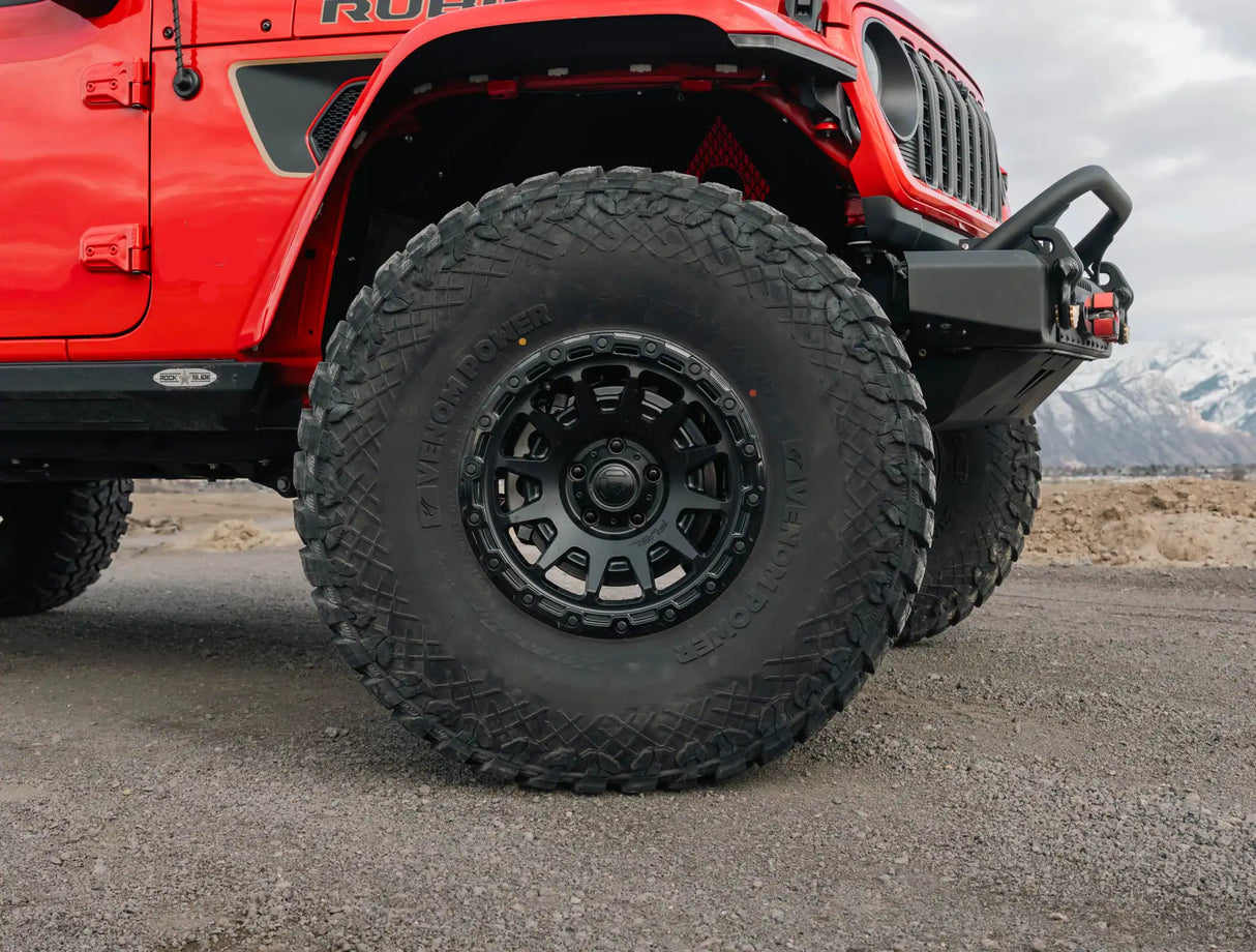 18X9 Fuel 1PC FC884 FORTRESS RIMS - MATTE BLACK W/ GLOSS BLACK LIP 6X114.3