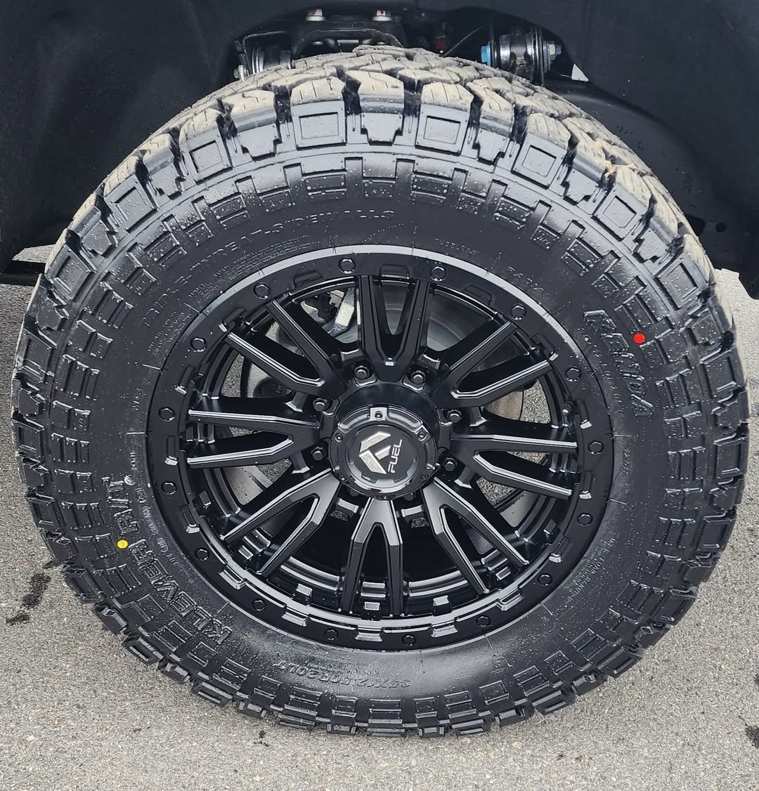 22X12 Fuel 1PC D679 REBEL RIMS - MATTE BLACK 6X139.7