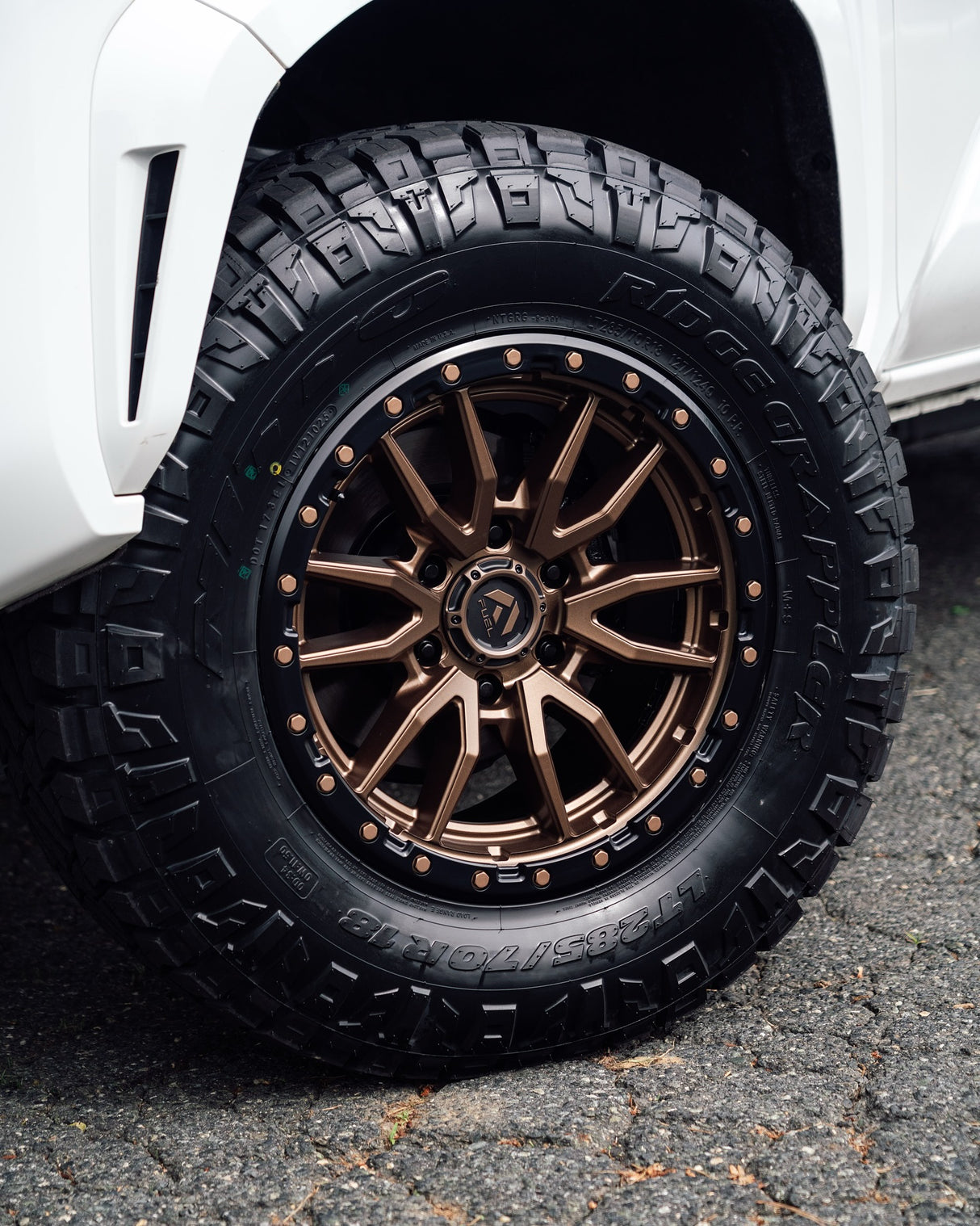 18X9 Fuel 1PC D681 REBEL RIMS - MATTE BRONZE BLACK BEAD RING 6X139.7