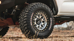 20X9 KMC KM549 GRS RIMS - MACHINED W/ SATIN BLACK LIP 5X127