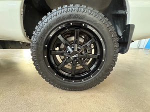 20X9 Moto Metal MO970 RIMS - GLOSS BLACK W/ SPOT MILLED LIP 6X135/6X139.7