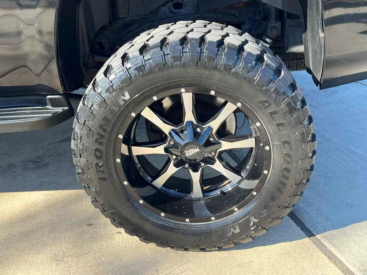 17X8 Moto Metal MO970 RIMS - GLOSS BLACK W/ MACHINED FACE 6X135/6X139.7