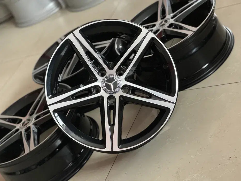 18” Mercedes-Benz C 180 C 200 C 220 C 250 C 300 C 350 C Base C Luxury C Exclusive Rims 2013 2014 2015 2016 2017 2018 2019 2020 2021 2022 2023 2024 2025 2026 OEM Original Wheels 18x7.5 Gloss Black with Machine Face