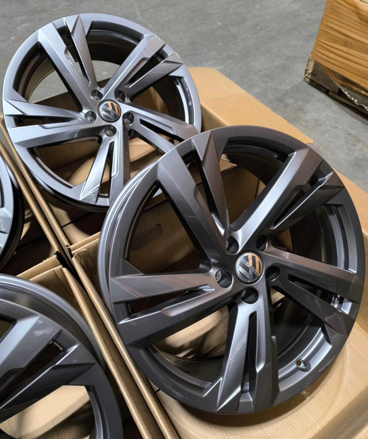 20” Volkswagen Phaeton Rims 2004 2005 2006 OEM Original Wheels 20x8 Gray